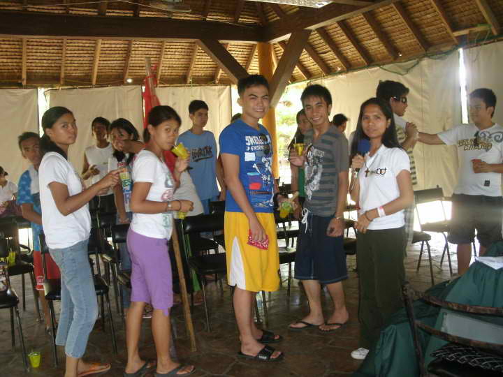 ...ay si momi poms pala :D